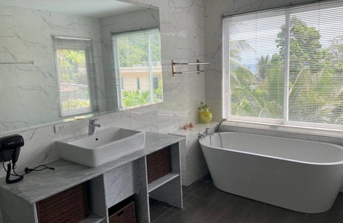 Kata House | 320 m² House ∙ 4 bedrooms ∙ 10 guests