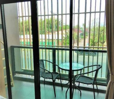 Downtown Krabi Bed & Breakfast | 34 m² Bed and breakfast ∙ 4 guests