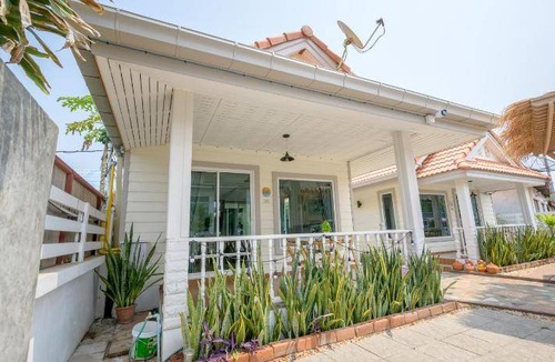 Koh Lan Hotel | 34 m² Hotel ∙ 4 guests