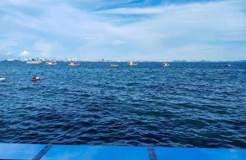 Koh Lan Bed & Breakfast | 35 m² Bed and breakfast ∙ 3 guests