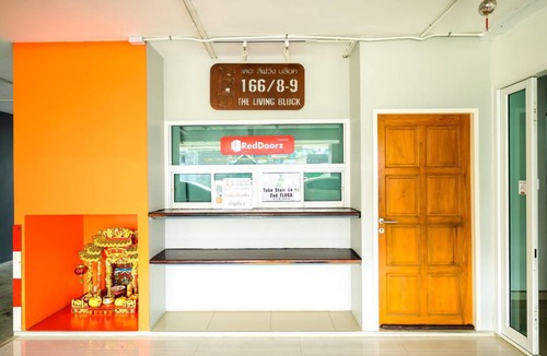Wat Tha Phra Hotel | 35 m² Hotel ∙ 8 guests