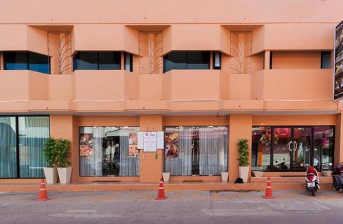 Chaweng City Center Resort | 35 m² Resort ∙ 3 guests