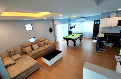 Saen Suk Villa | 350 m² Villa ∙ 2 bedrooms ∙ 8 guests