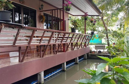 Amphawa Apartment | 38 m² Serviced apartment ∙ 7 bedrooms ∙ 127 guests