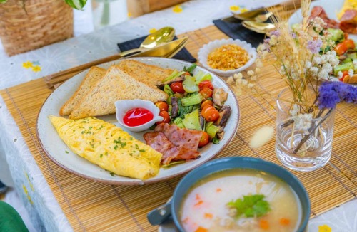 Pong Yaeng Hotel | 39 m² Hotel ∙ 4 guests