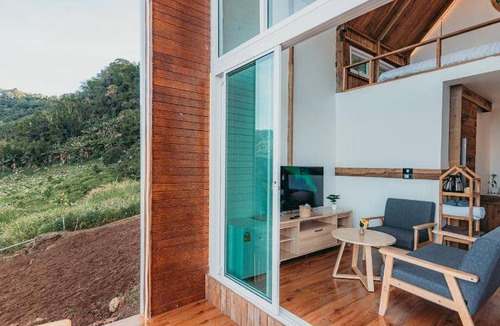 Pong Yaeng Hotel | 39 m² Hotel ∙ 4 guests