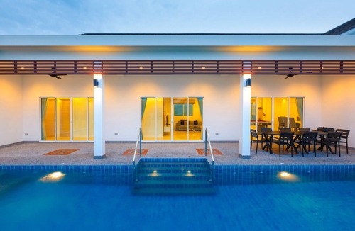 Khao Tao Villa | 4 Bedroom Pool Villas