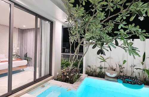 Choeng Thale Villa | 4-bedroom villa in beautiful Tambon Si Sunthon with AC, WiFi
