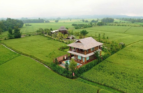 Cho Lae Villa | 4-bedroom villa in charming Cho Lae with WiFi, AC. Enjoy your stay