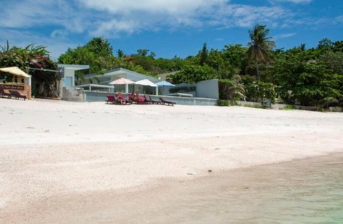 Moo 5 Villa | 4 Bedroom Villa Mangrove 20 seconds walk to beach