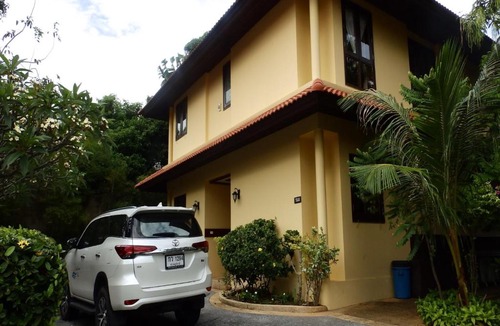 Moo 5 Villa | 4 Bedroom Villa TG43 on beachfront resort SDV287-By Samui Dream Villas