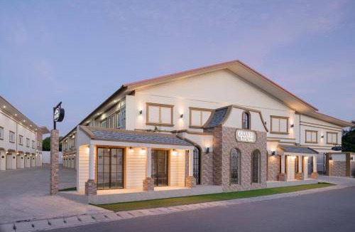 Bang Sare Hotel | 40 m² Hotel ∙ 4 guests
