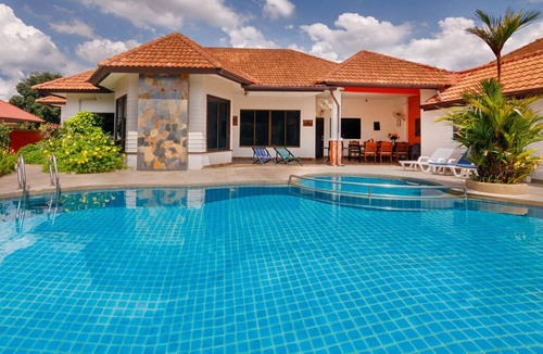 Nong Prue House | 400 m² House ∙ 6 bedrooms ∙ 12 guests