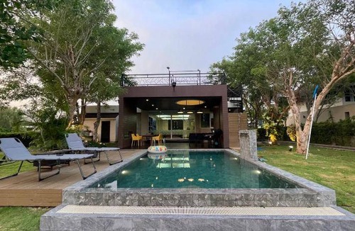 Khanong Phra Cabin | 480 m² Lodge ∙ 4 bedrooms ∙ 7 guests