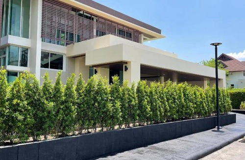 Khanong Phra Cabin | 480 m² Lodge ∙ 4 bedrooms ∙ 7 guests