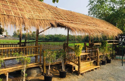 Tha Muang Hotel | 50 m² Hotel ∙ 7 bedrooms ∙ 10 guests