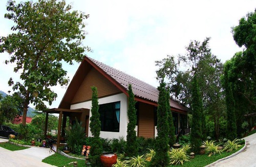 Suan Phueng Resort | 50 m² Resort ∙ 5 guests
