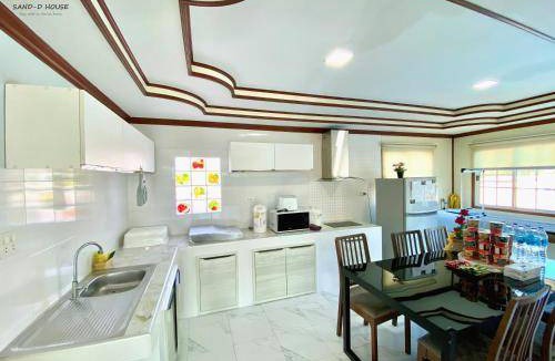 Kram House | 500 m² House ∙ 4 bedrooms ∙ 10 guests