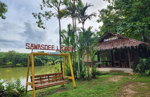 Ban Na Faek Other | 54 m² Tent ∙ 4 guests