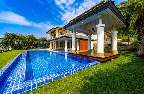 Hin Lek Fai Villa | 545 m² Villa ∙ 5 bedrooms ∙ 8 guests