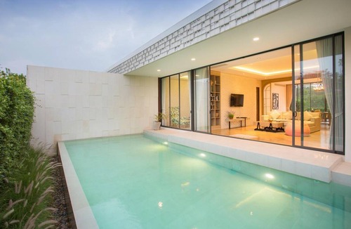 Nong Sarai Resort | 550 m² Resort ∙ 4 bedrooms ∙ 127 guests