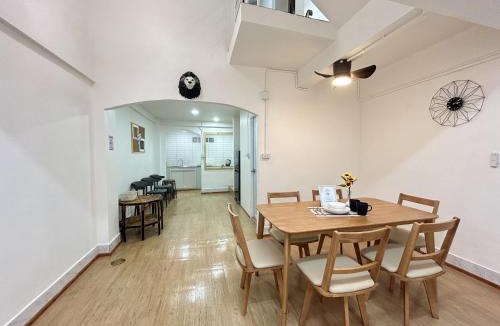 Hat Yai House | 5BR Villa, 6min to Lee Garden, with Pool&Gym,18 PAX - StarLight