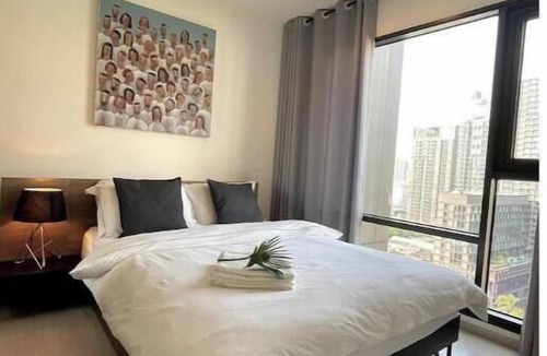 Sukhumvit Apartment | 5min to Metro 7eleven Pool Kitchen Gym -city viewnn