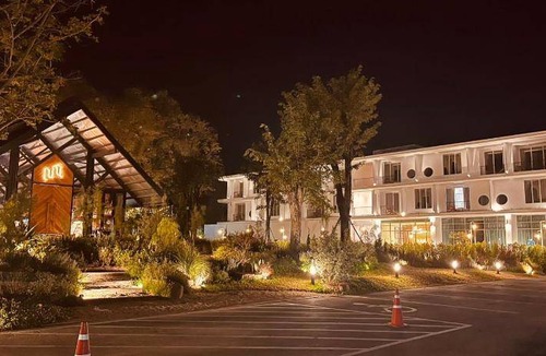 Nakhon Ratchasima Hotel | 60 m² Hotel ∙ 4 guests