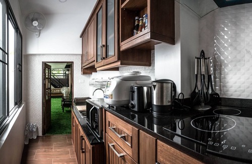 Nimman Villa | 6BR Private Big space with Rooftop garden for family or big group