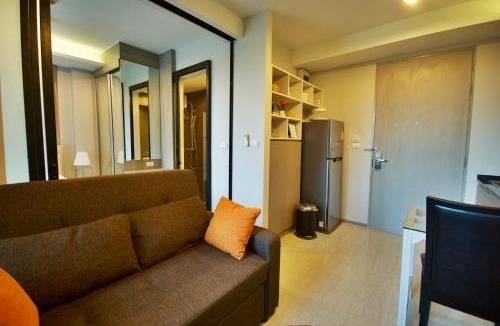 Cherngtalay Apartment | 6th Avenue Surin by Risa