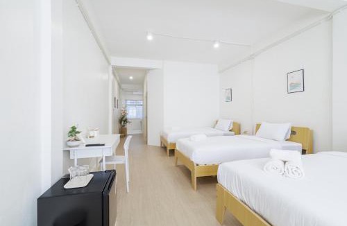 Phra Khanong Apartment | 72 House & Cafe