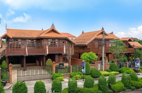 Bang Sare Resort | 750 m² Resort ∙ 7 bedrooms ∙ 127 guests