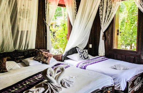 Nakhon Chum Resort | 80 m² Resort ∙ 3 bedrooms ∙ 20 guests