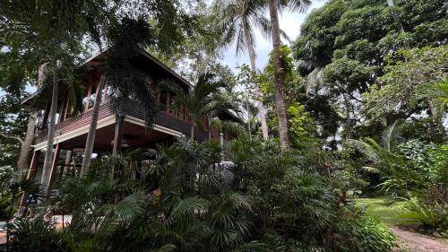 Hin Hong Villa | 800 m² Villa ∙ 4 bedrooms ∙ 8 guests