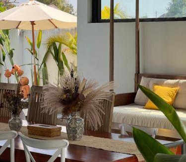 Chang Phueak Villa | 800 m² Villa ∙ 8 bedrooms ∙ 16 guests