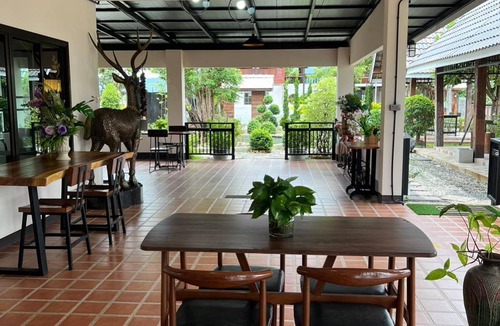 San Kamphaeng Villa | 800 m² Villa ∙ 3 bedrooms ∙ 12 guests