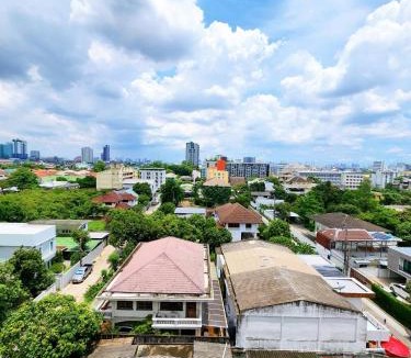 Lat Yao Apartment | 807-STP Homely room Free Wi-Fi and Near BTS line