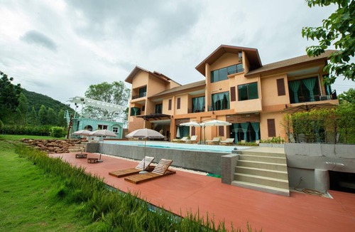 Photharam Villa | 850 m² Villa ∙ 15 bedrooms ∙ 30 guests