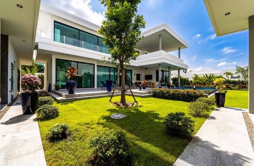 Hua Hin Villa | 850 m² Villa ∙ 6 bedrooms ∙ 12 guests