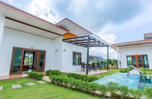 Khao Chaison Resort | 90 m² Resort ∙ 7 guests