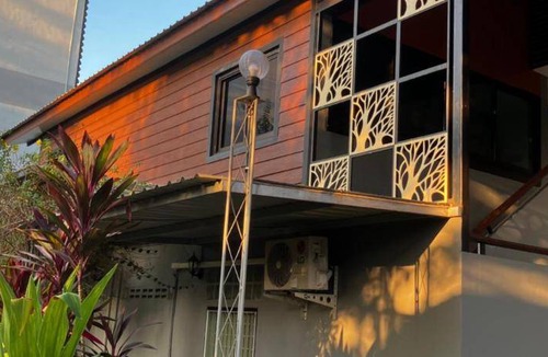 Udon Thani House | 96 m² House ∙ 2 bedrooms ∙ 8 guests