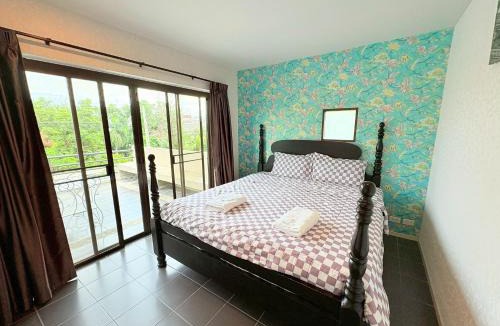 Saen Suk Villa | A1-Mountain View Private Pool Villa-บางแสน