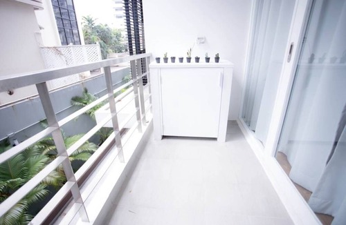 Phaya Thai Apartment | Aloft Studio 02 (at Aree)