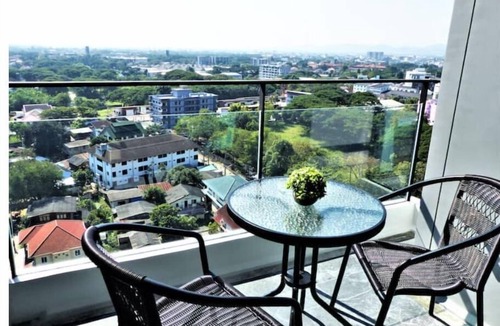 Chang Khlan Apartment | Amazing Sky River Suite