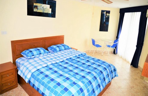 South Pattaya House | Angket condominium Floor 8 Pool view 1 bedroom