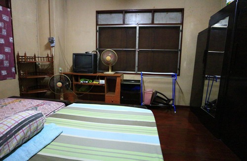 Dao Khanong Hotel | Anurak Guesthouse