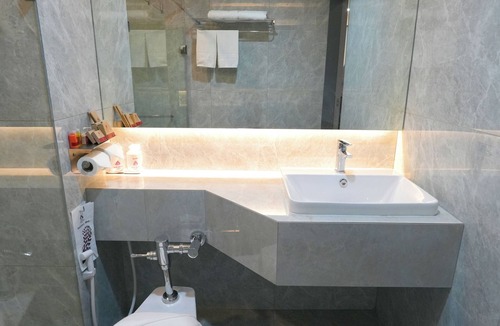 Khu Khot Hotel | Asia Airport Hotel