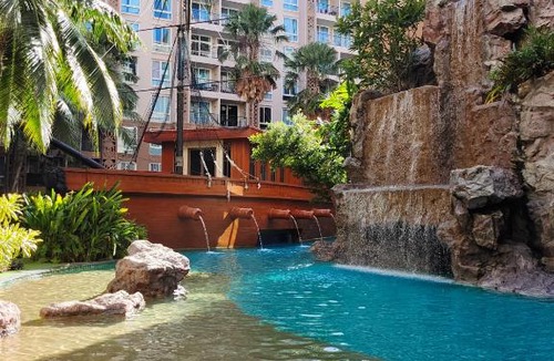 Na Kluea Apartment | Atlantis condominium Jomtien by Richard