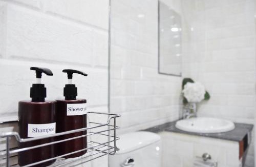 Tha Sala Apartment | B and Y Residence