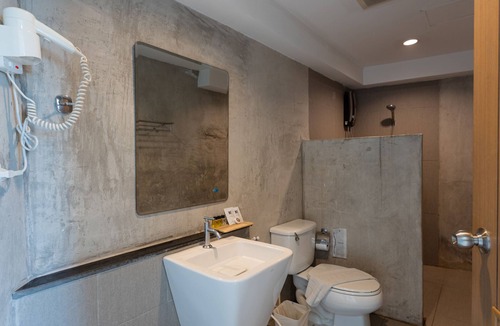 Na Chom Thian Hotel | B2 Jomtien Pattaya Boutique & Budget Hotel